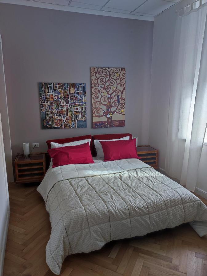 Piazza Goldoni Rooms Τεργέστη Εξωτερικό φωτογραφία